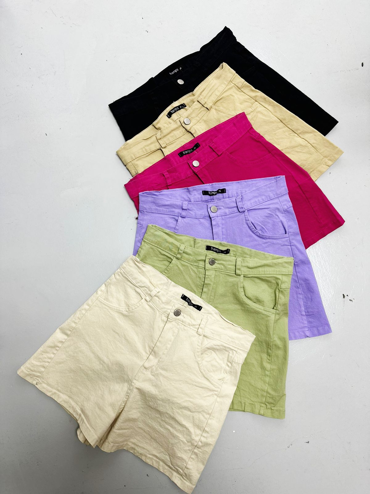 Short Camelia